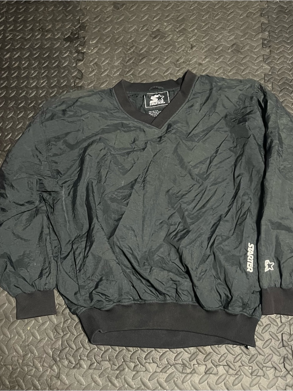 STARTER Black V‑Neck Pullover Windbreaker Jacket